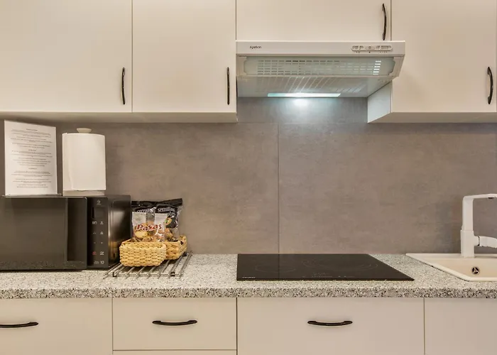 Vv Tamara Sunset 타코론테