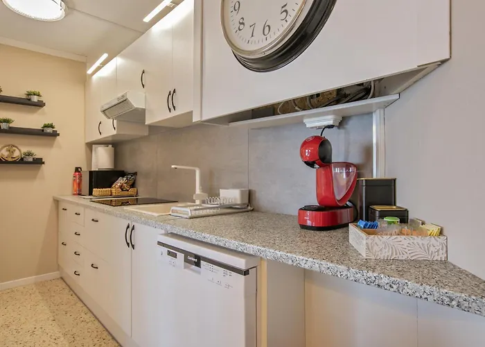 Vv Tamara Sunset 타코론테